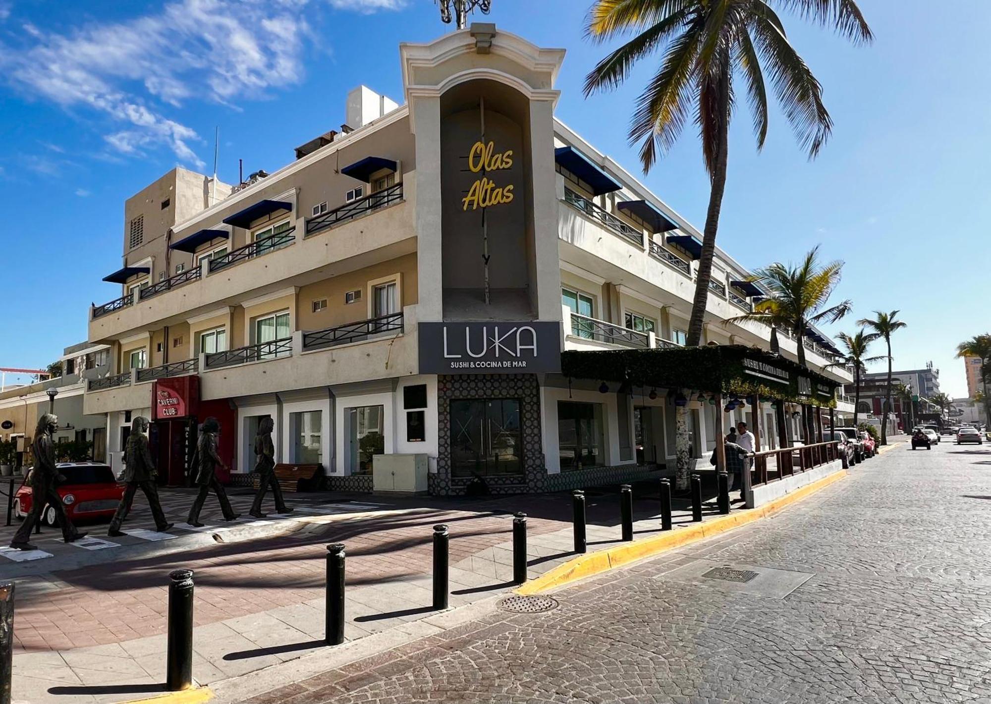 Hotel La Siesta Malecon Масатлан Экстерьер фото